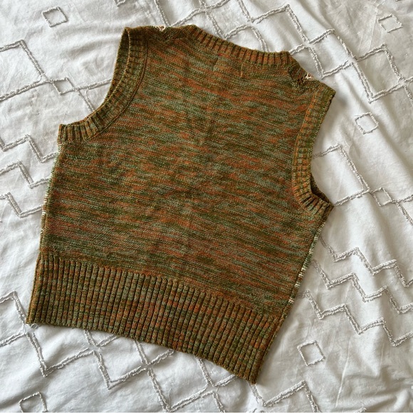 vintage 70s retro sweater vest - Picture 3 of 9